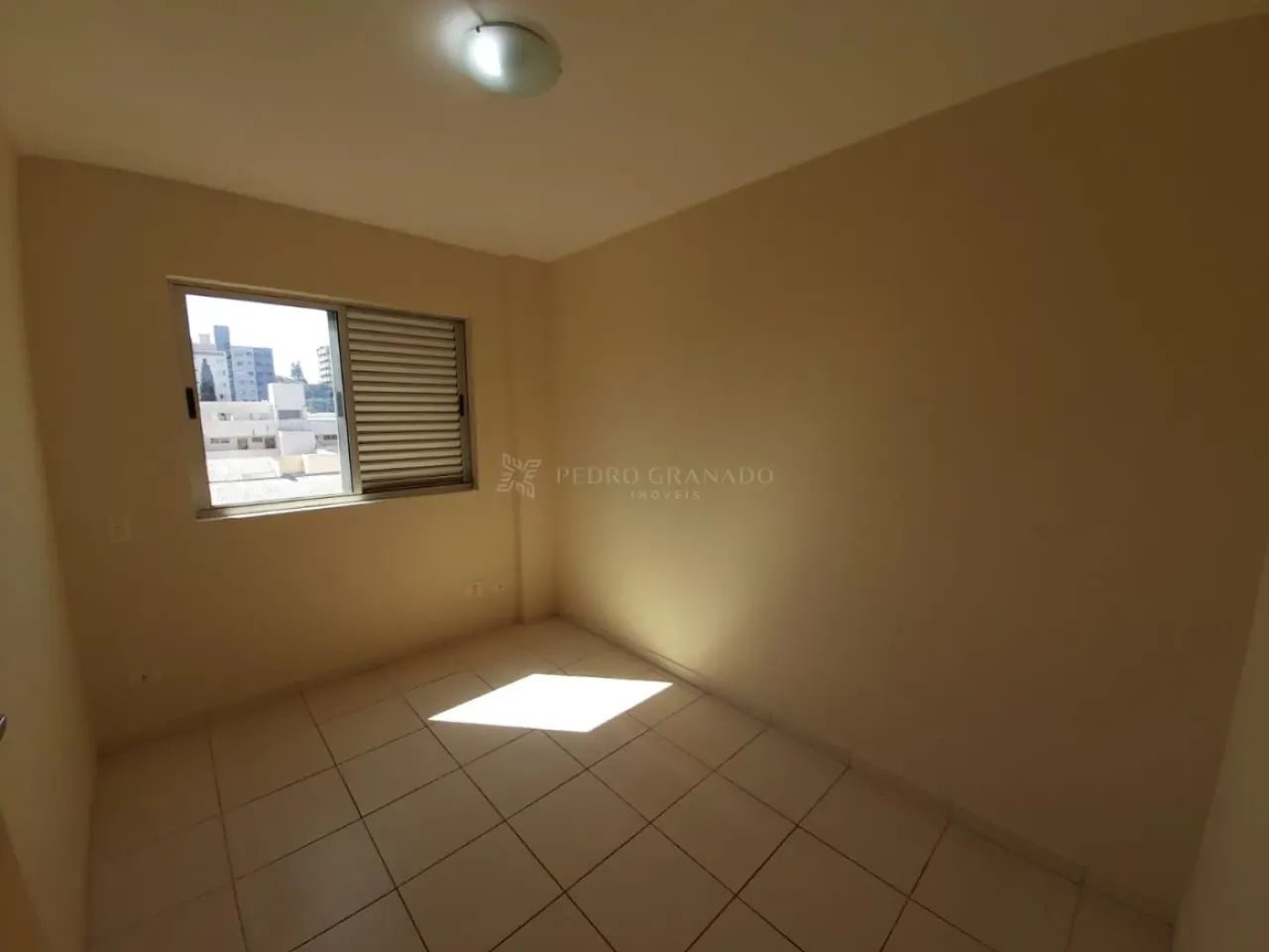Apartamento com 02 dormitórios - Zona 07 - Foto 5