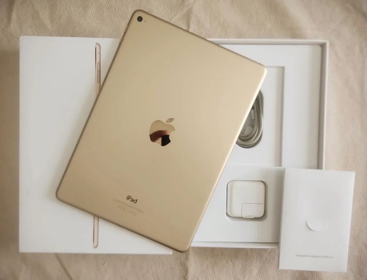 IPad Air 3 (2019) - 256gb - Dourado ( não acompanha Apple Pencil
