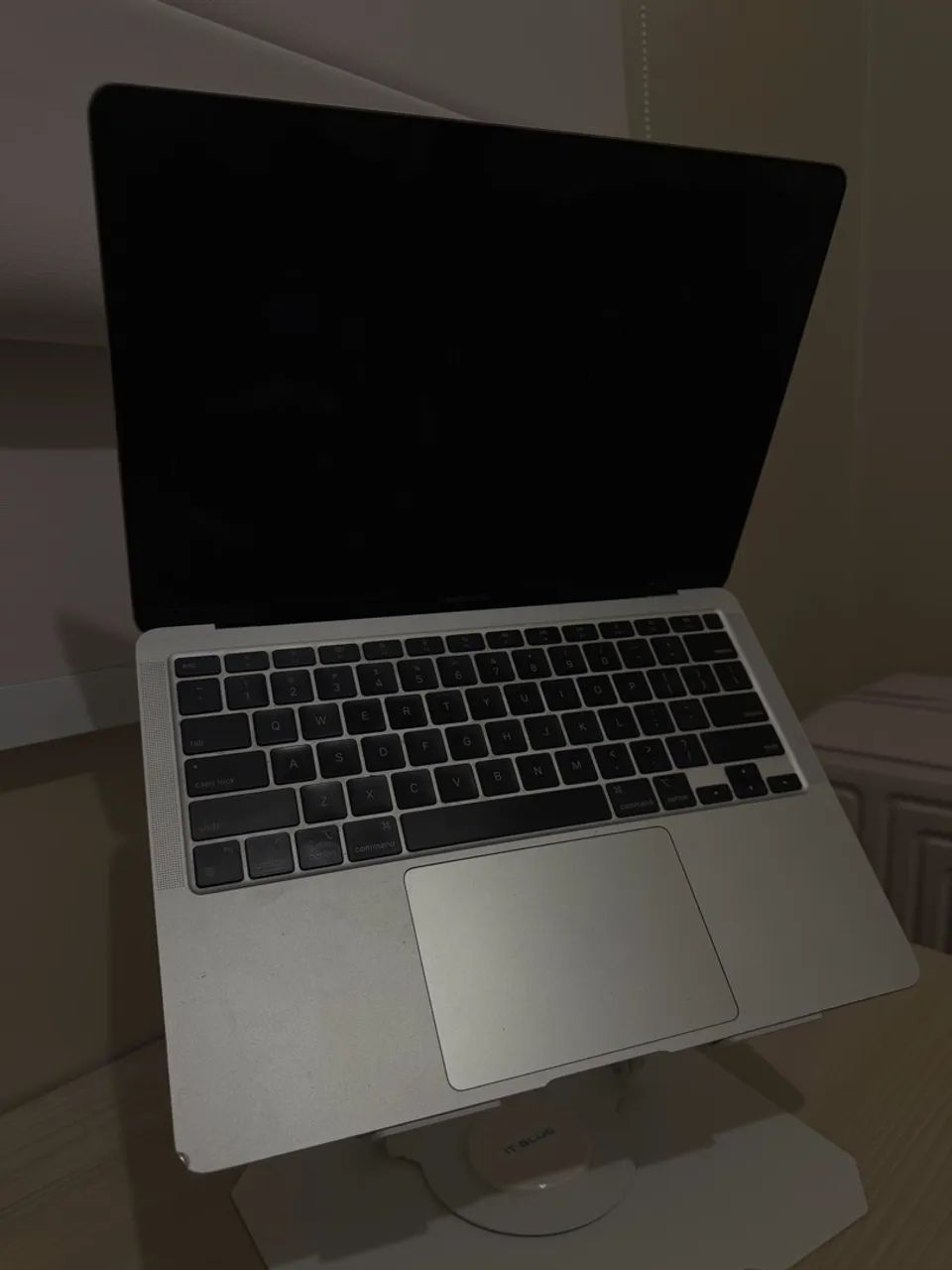 MacBook Air 13? M1 2020 - 8GB - Prata - Notebooks - São João do