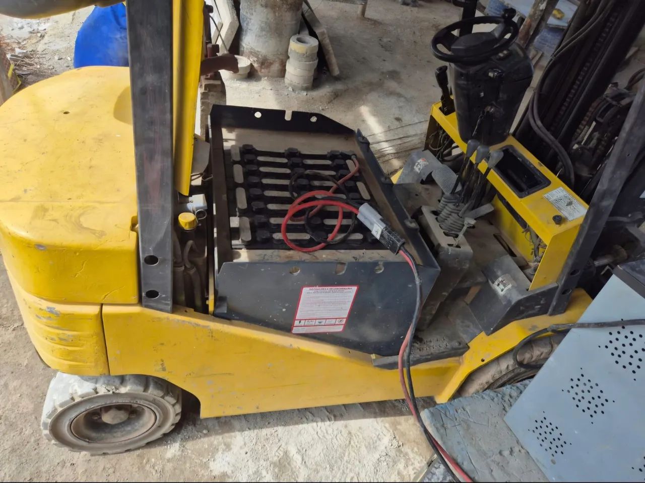 Empilhadeira elétrica Yale