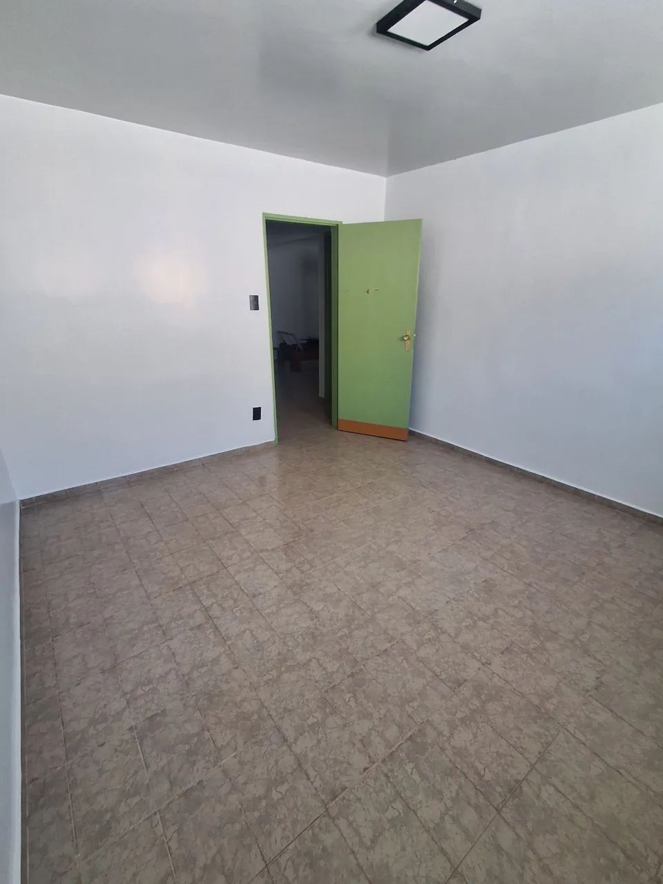 Alugo sala Comercial em Clínica de Saúde - Centro de Anápolis - Foto 2