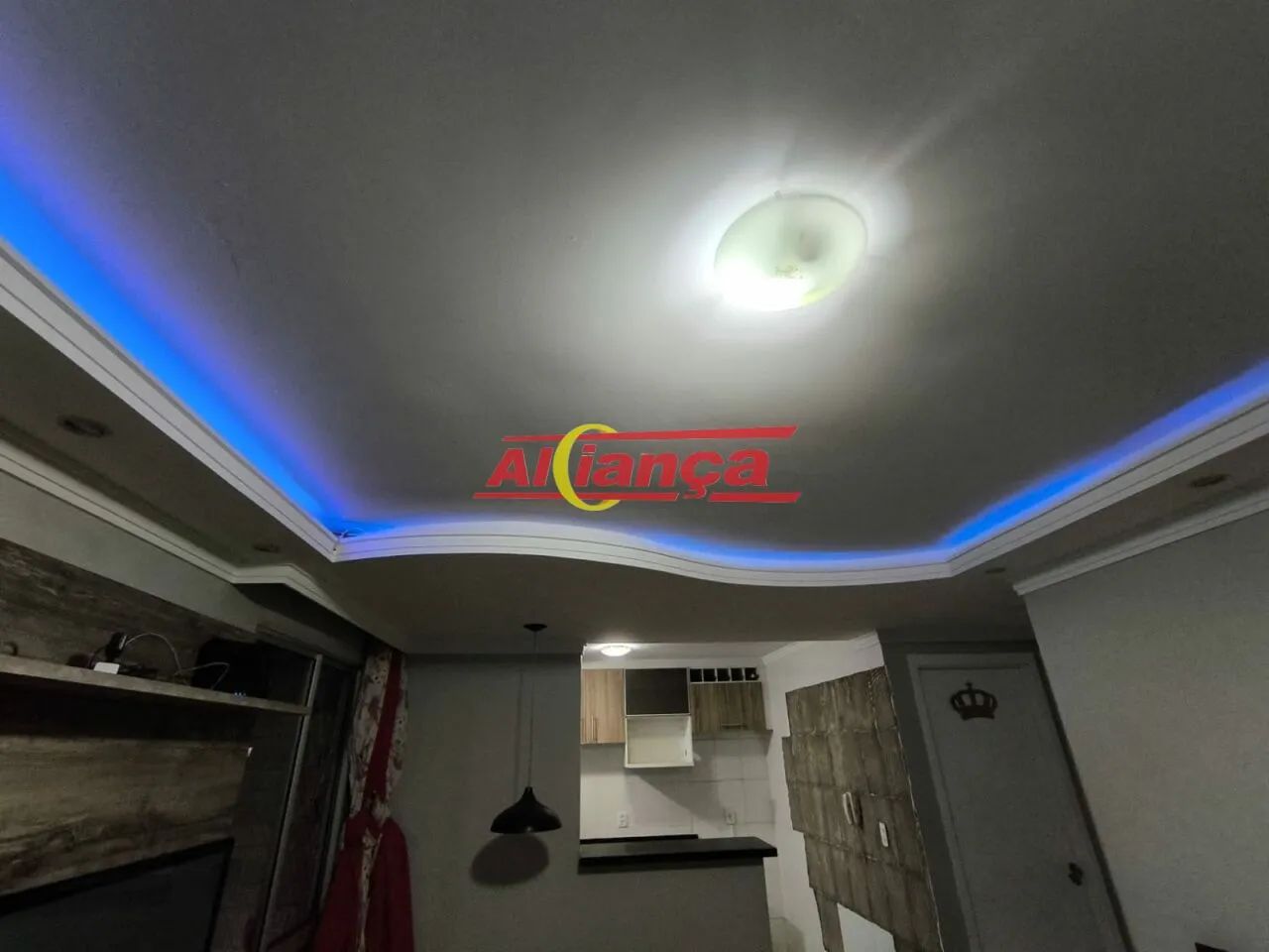 APARTAMENTO NA VILA IZABEL- 2 QUARTOS - 1 VAGA