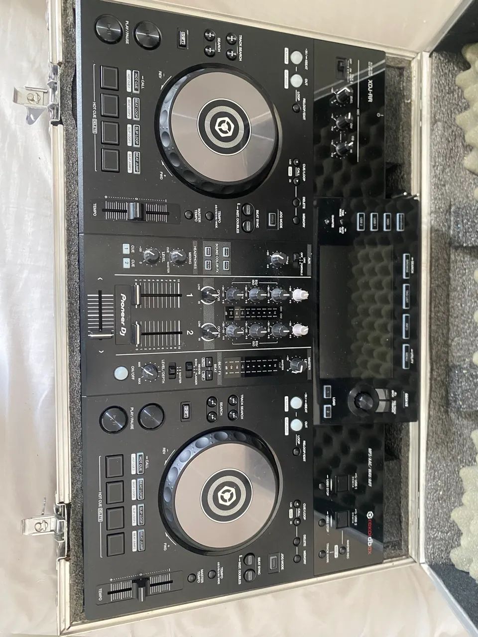 XDJ-RR com Hardcase