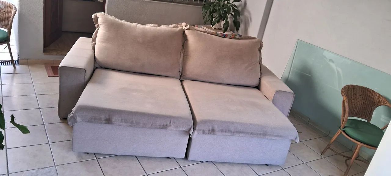 Sofa reclinável e retrátil 4 lugares ótimo estado 