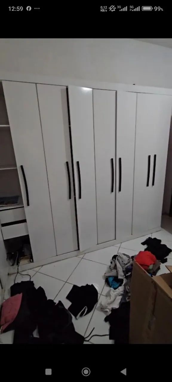Guarda roupa grande 