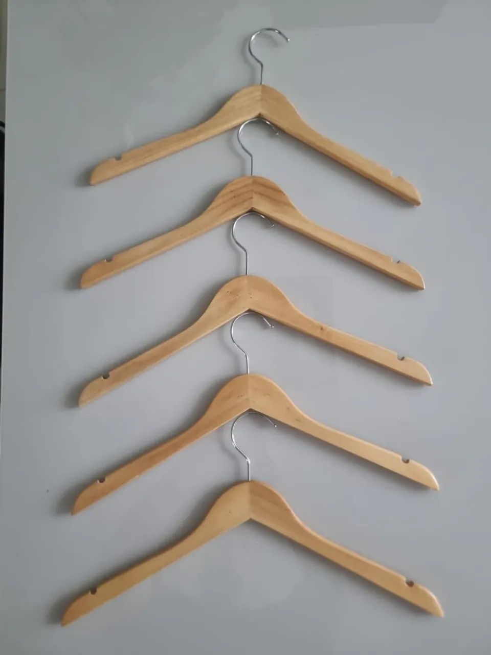 Vendo kit de 10 cabides profissional