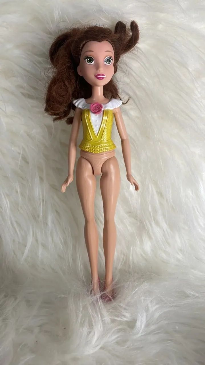 Boneca Princesa Bela