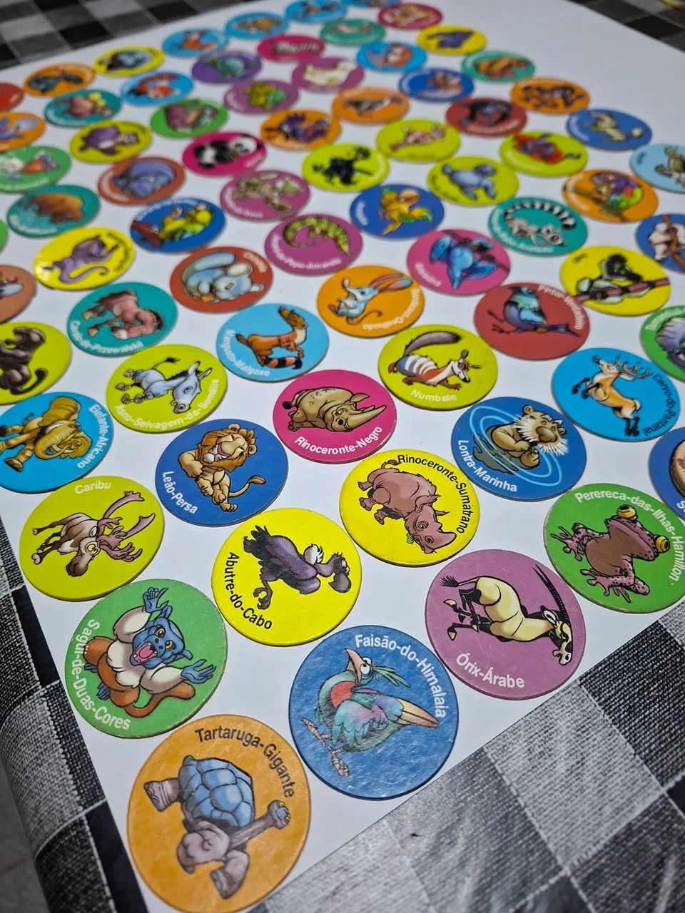 Coleção completa tazos animais em extinção  - Foto 3