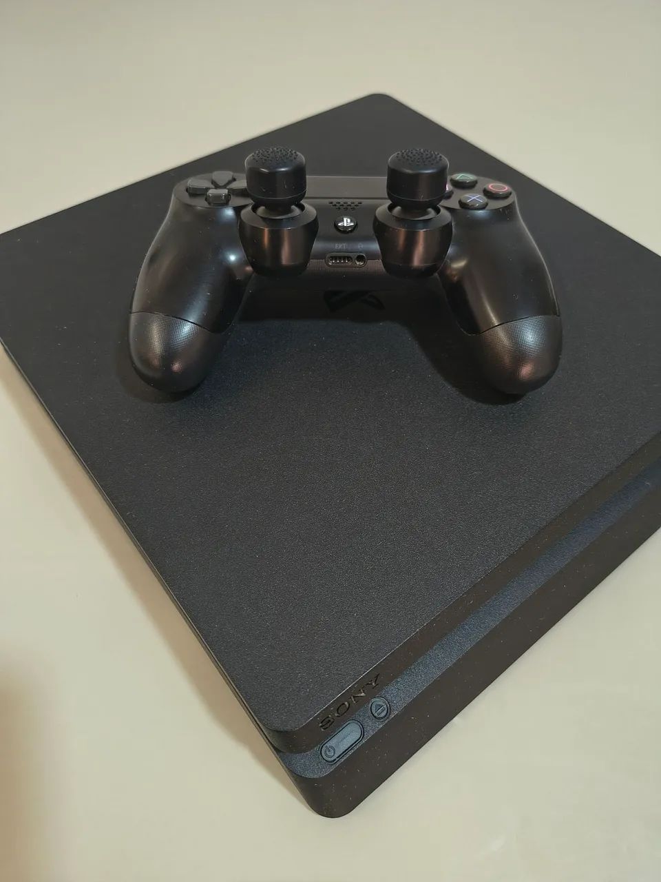 Ps4 slim 