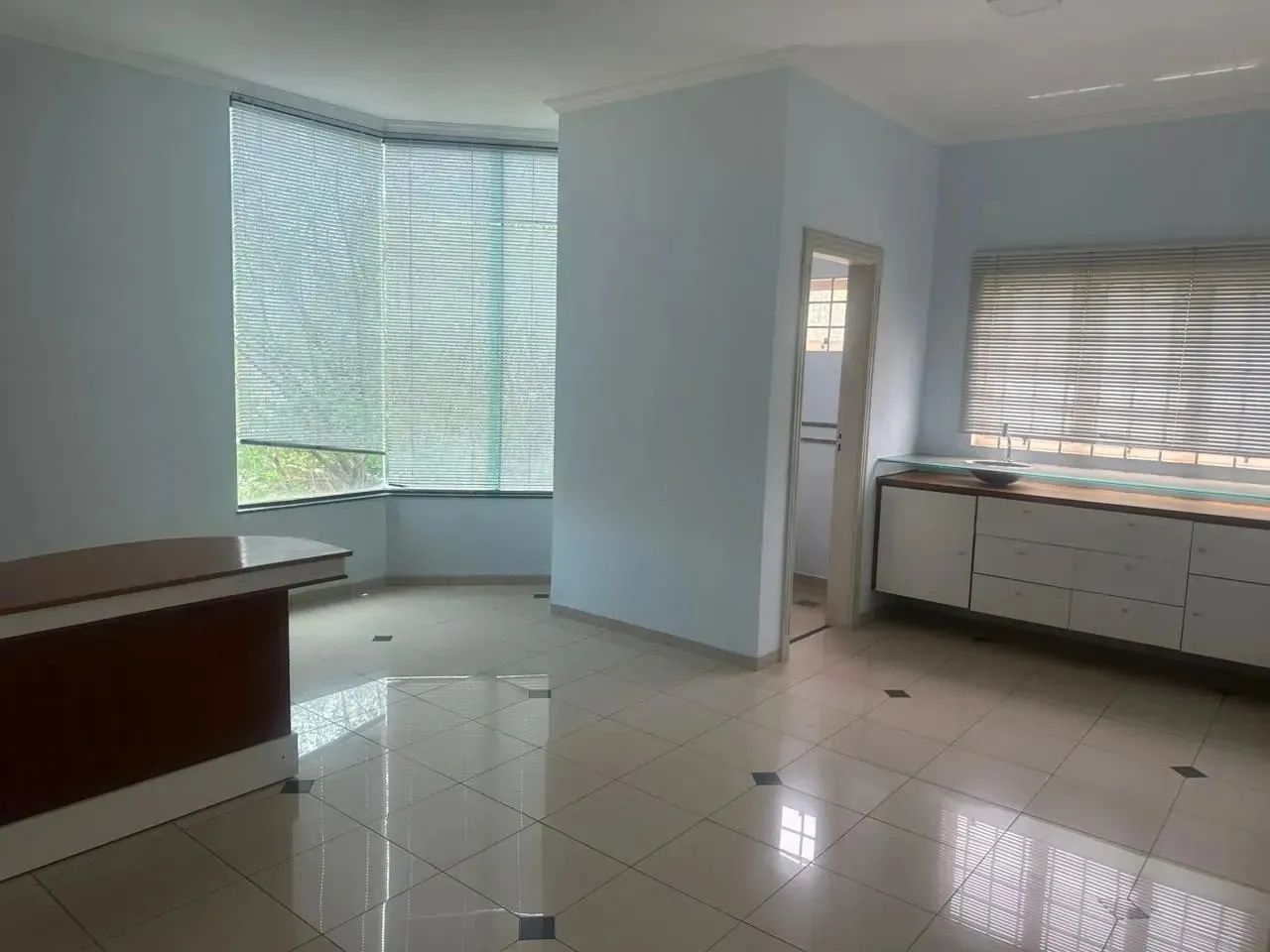 Sala/Conjunto para aluguel possui 150 metros quadrados - Foto 10