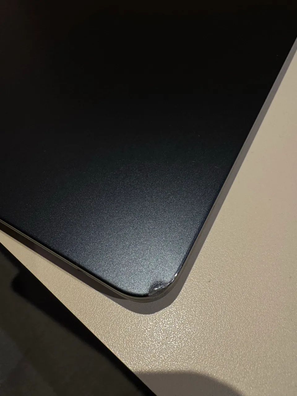 MacBook Air M2 - Foto 3