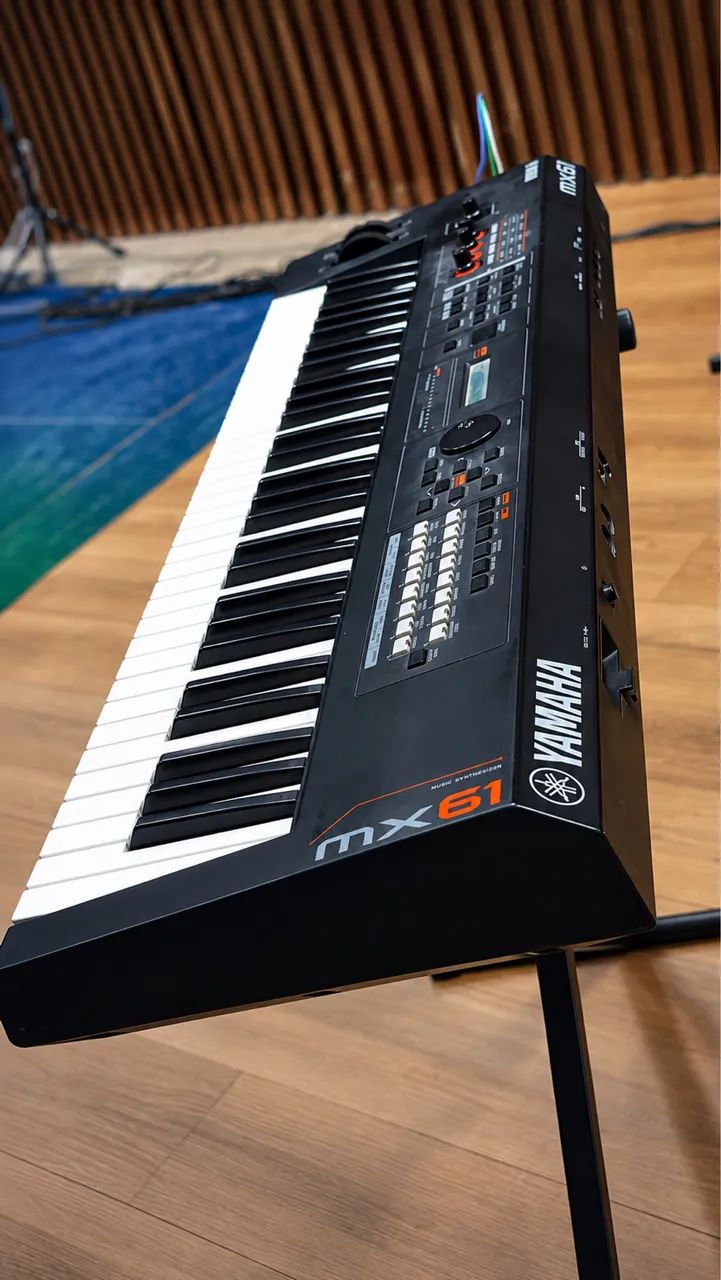 Teclado mx6 61 - Foto 2