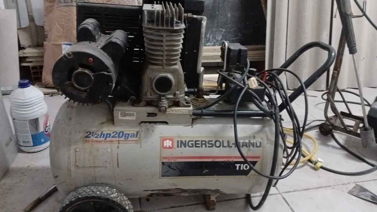 Vende-Se Compressor de Ar