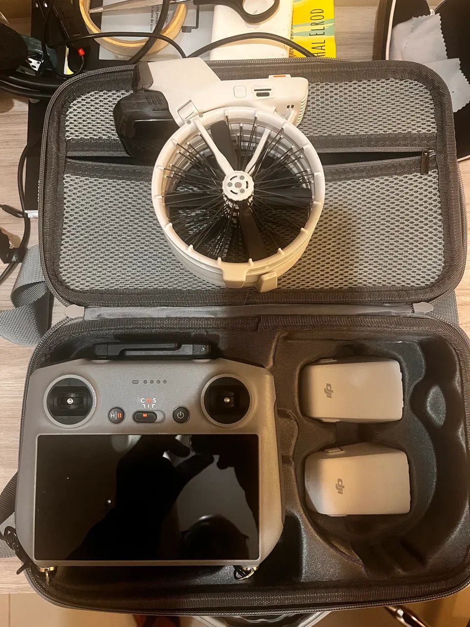 Drone DJI FLIP + Controle RC2 (Tela) + Kit Completo - Foto 3