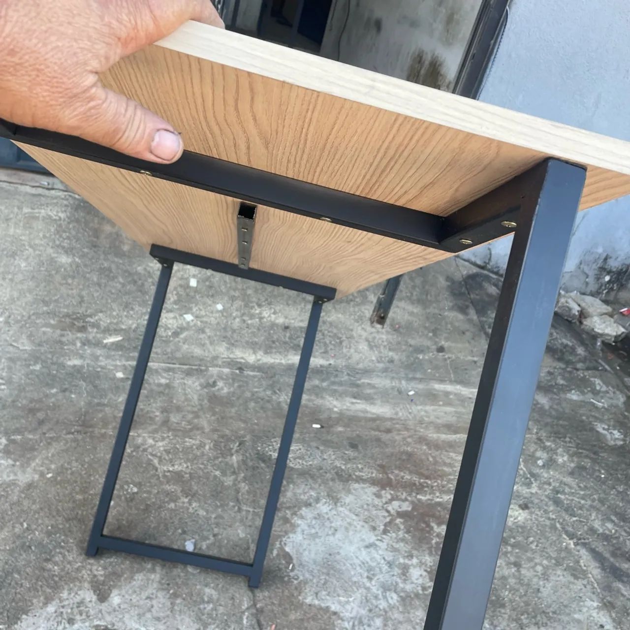 Mesa escrivaninha fabrica metal mdf  - Foto 4