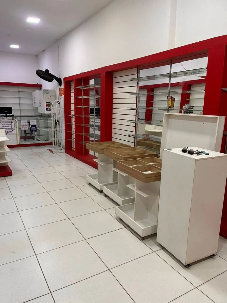 Móveis de Farmácia a Venda  - Foto 5