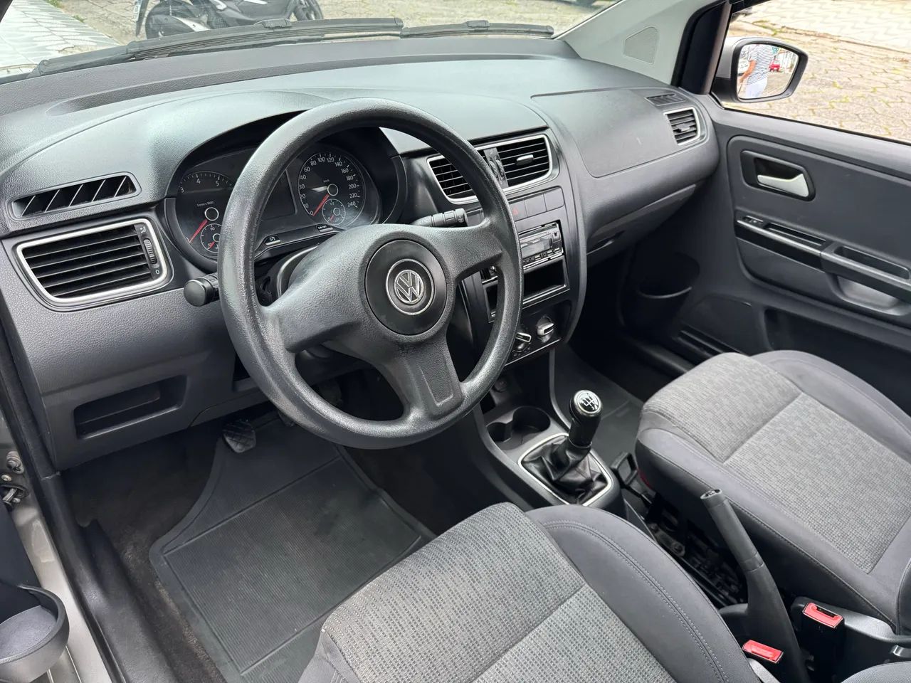 Volkswagen Fox 1.6 Mi Total Flex 8V 5p, foto 8 de 14