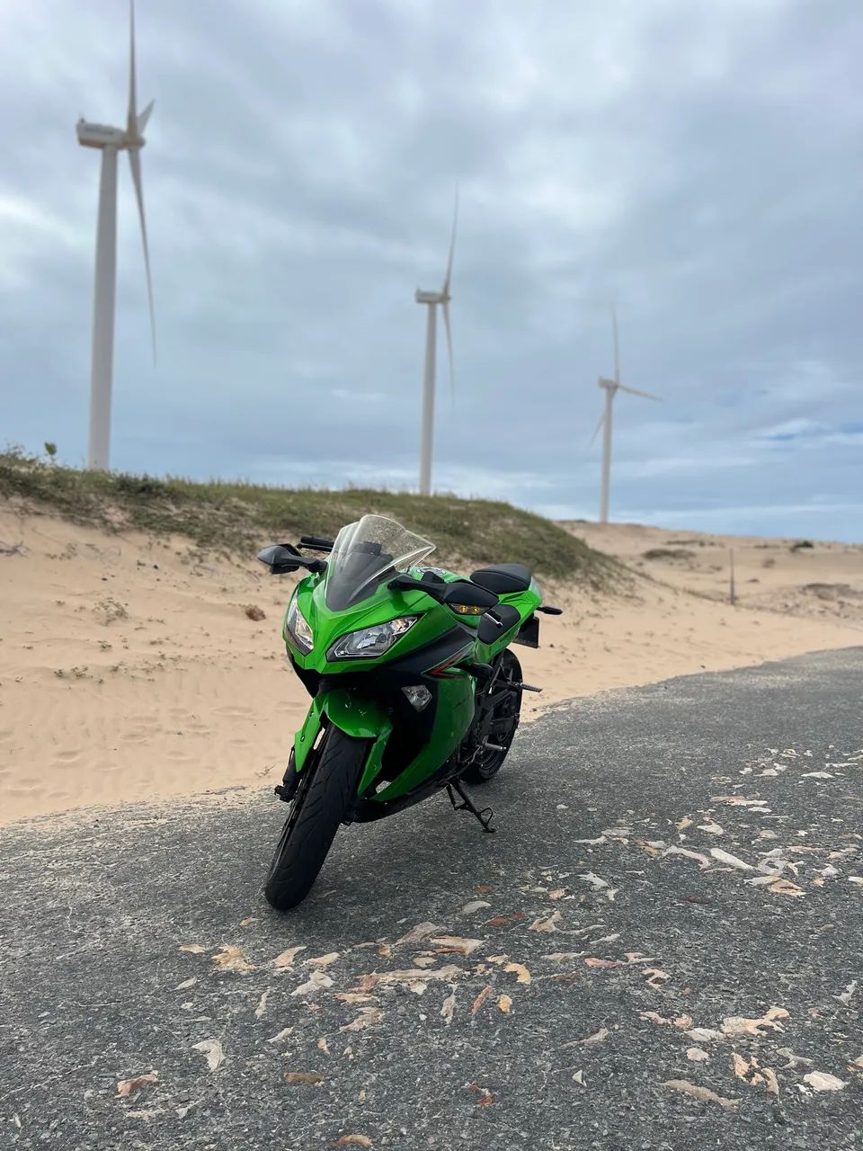 NINJA 300 2025