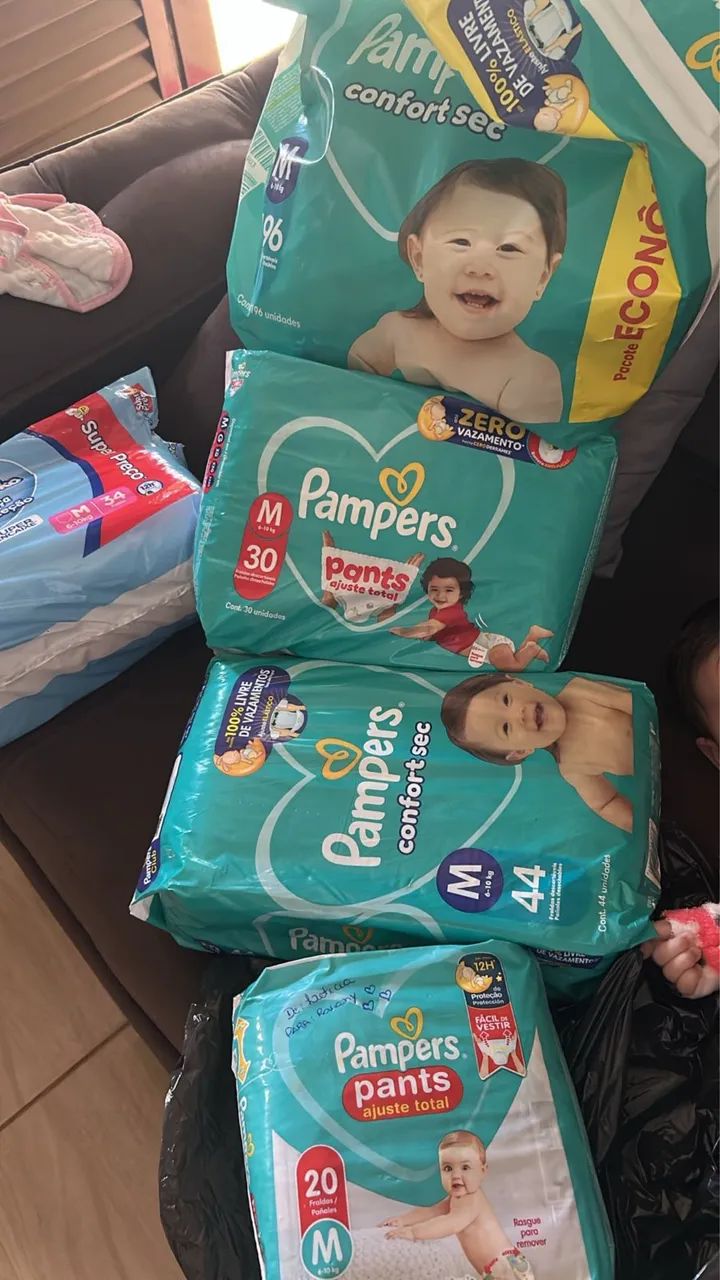 Fraldas descartáveis 