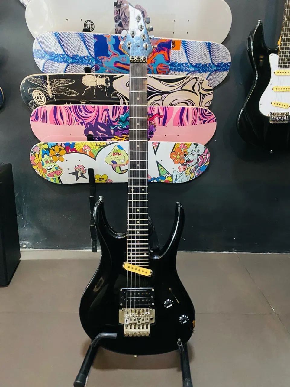 Guitarra Tagima. T-Zero