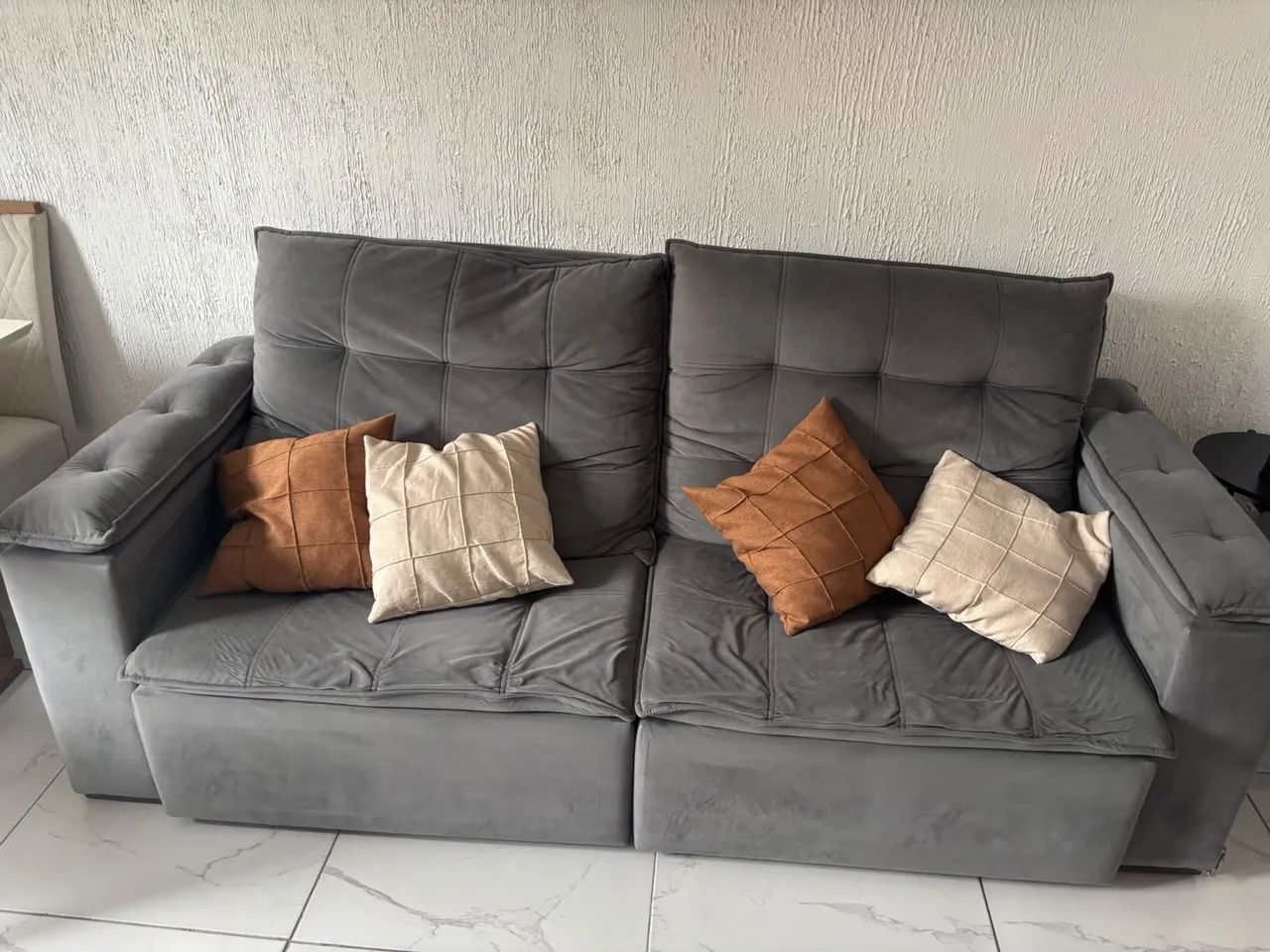 Conjunto de Sofá + Mesa c/4 cadeiras - Seminovo - Foto 4