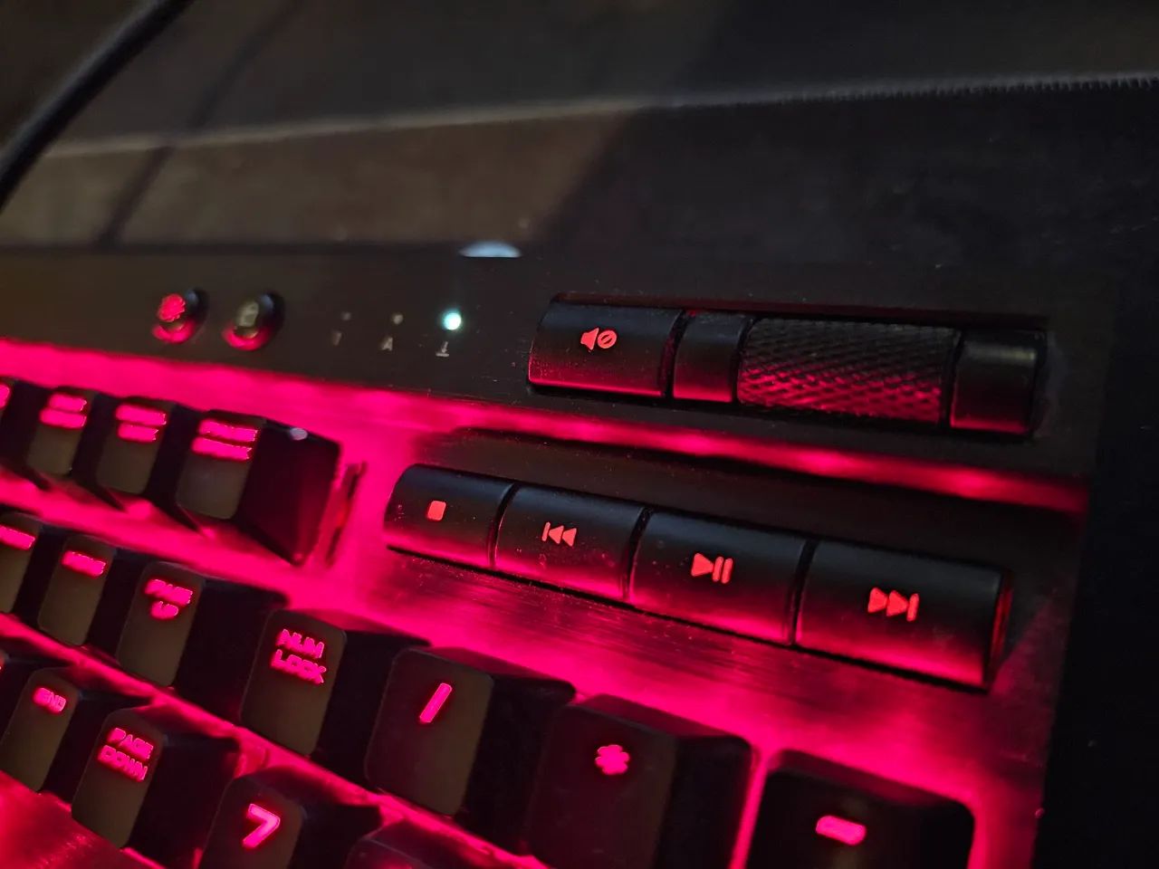 Teclado corsair k70 rapidfire - Foto 4