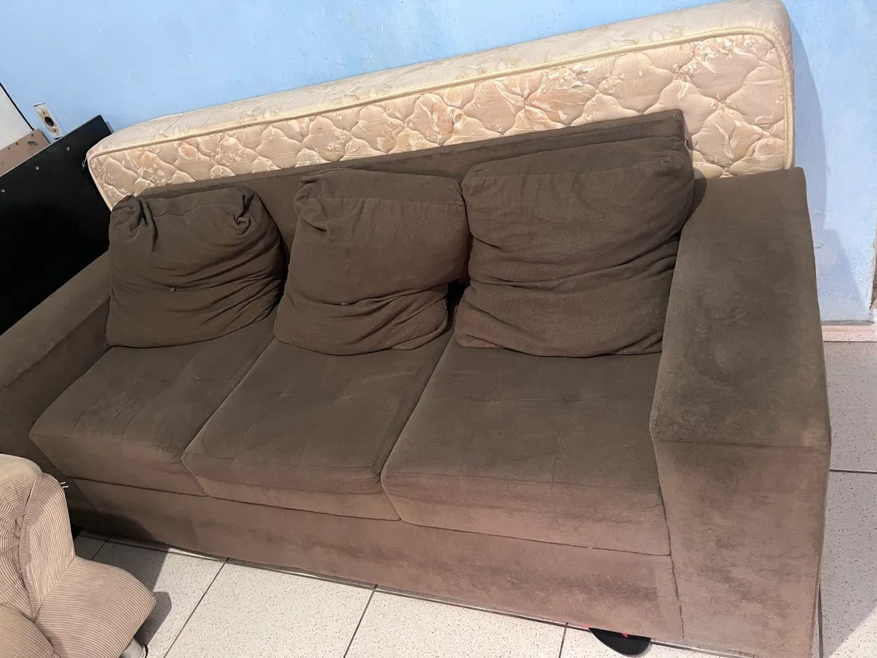 VENDO SOFÁ 3 LUGARES65704309109505122