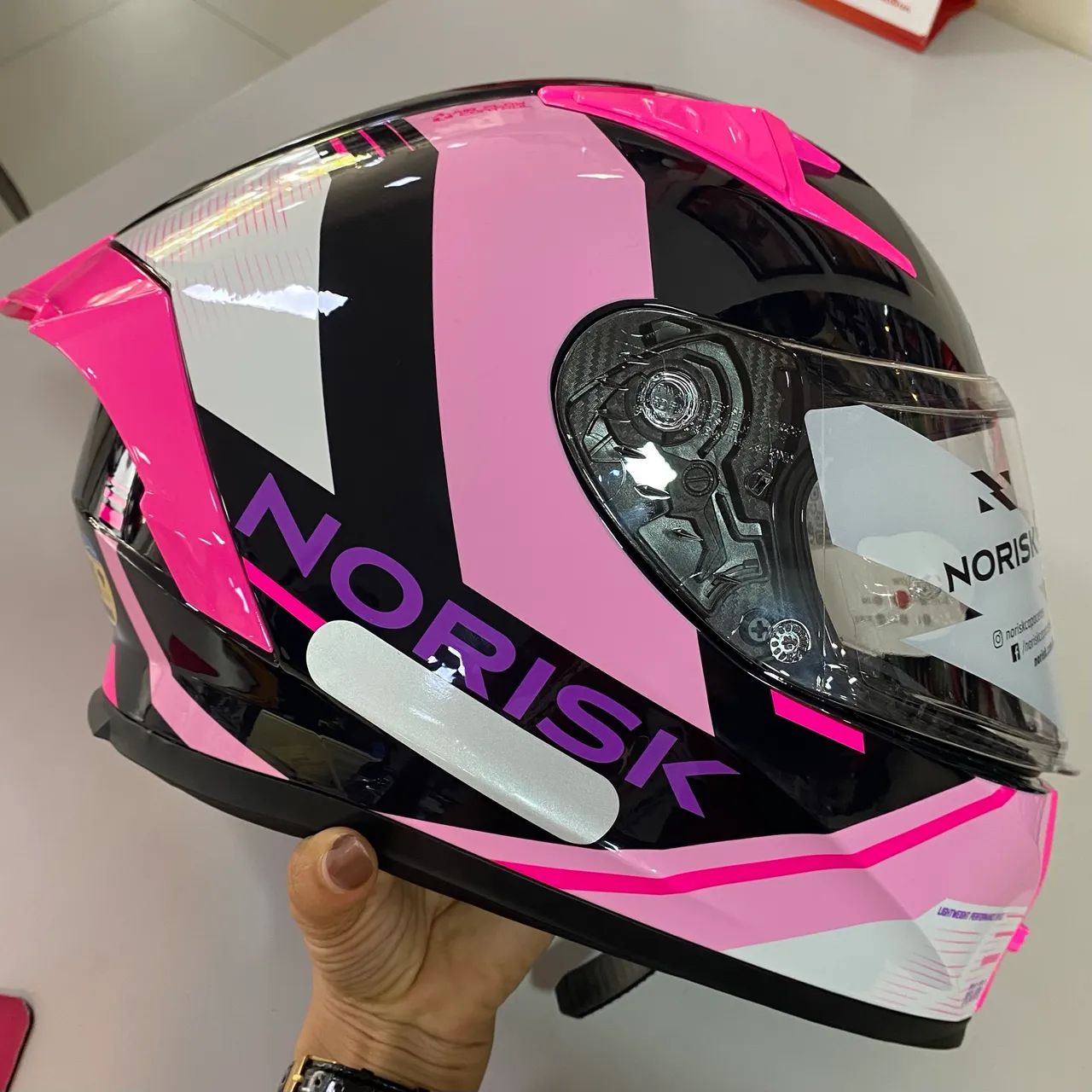 Vendo capacete Norisk 56 Novíssimo