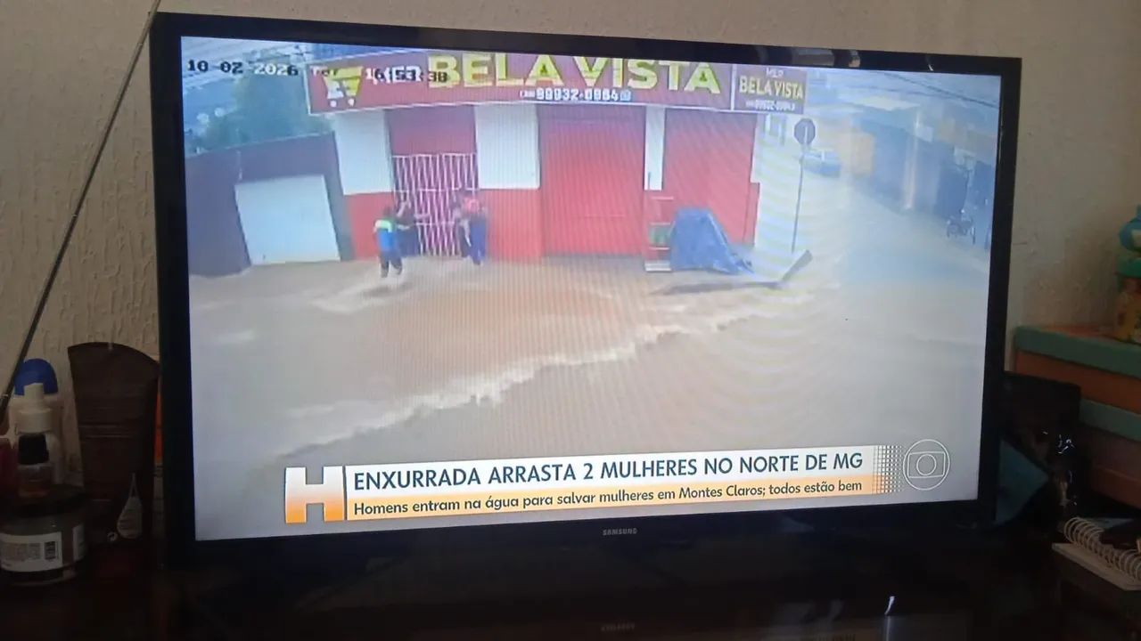 Smart tv 32 polegadas Samsung  - Foto 2