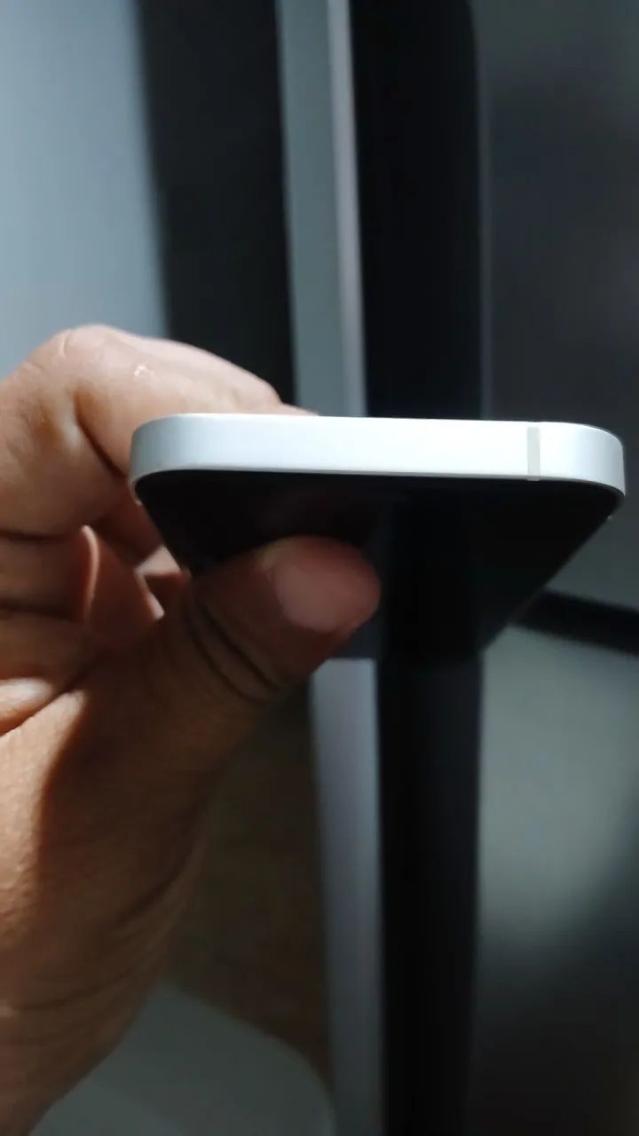 vendo Iphone 12 mini branco  - Foto 5