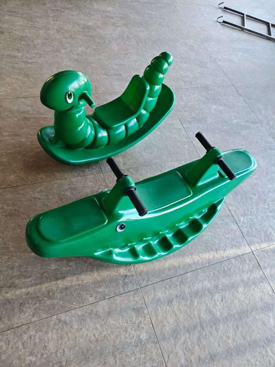 Gangorras e Escorregador