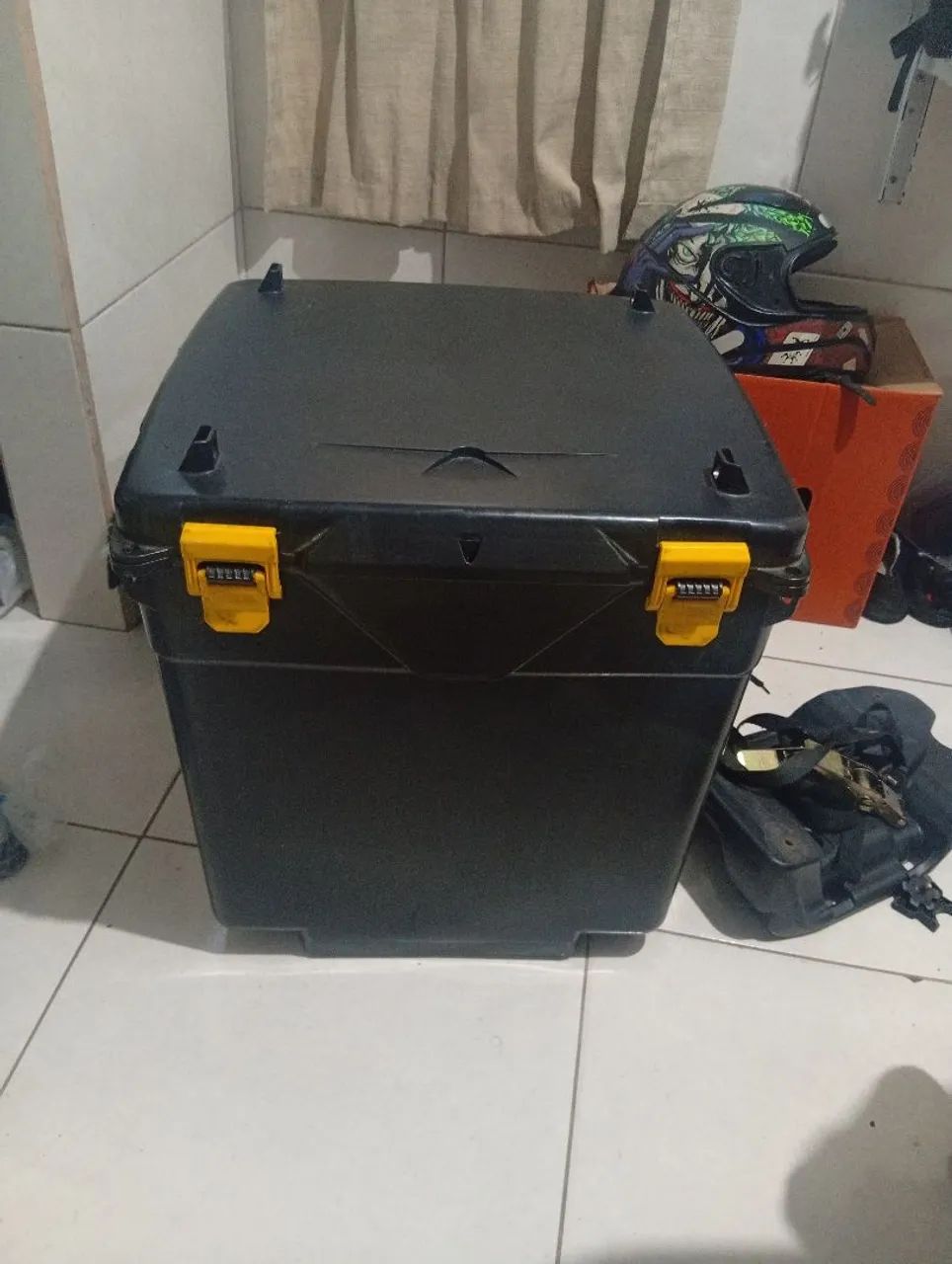 Baú 110L 