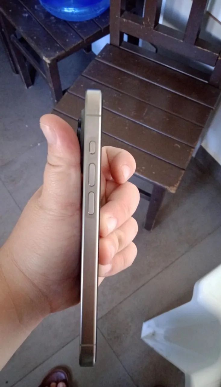 Iphone 15 pro 256gb  - Foto 2