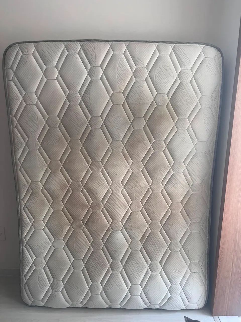 Colchão de casal de molas em ótimo estado  - Foto 3