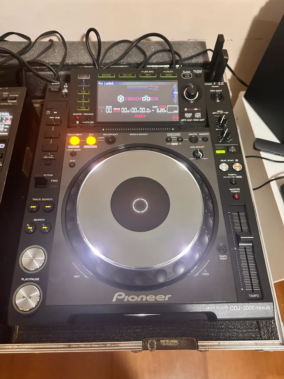 OFERTA: CDJ 2000 nexus + DJM 900 nexus + Hard Case - Foto 3