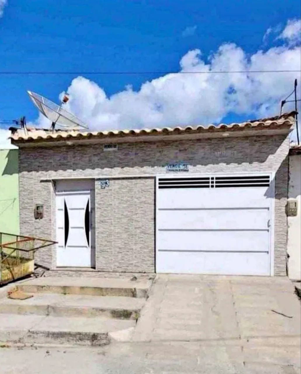 - Casa na Cidade Operária 