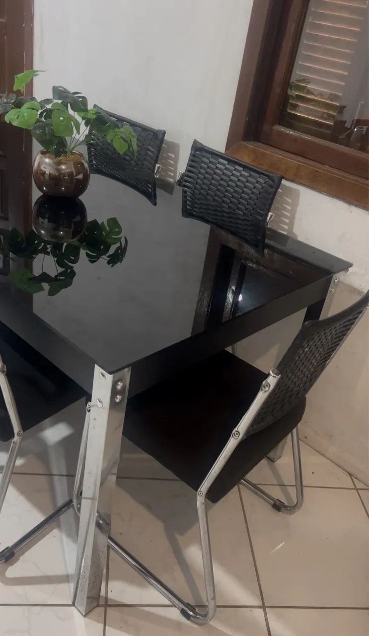 Mesa de vidro preta 466451194646384641