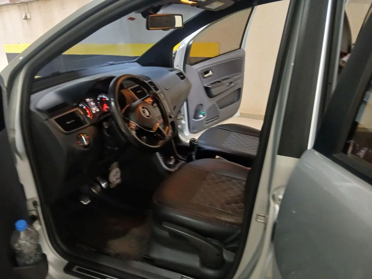 Volkswagen Crossfox CROSSFOX 1.6 T. Flex 16V 5p 2015