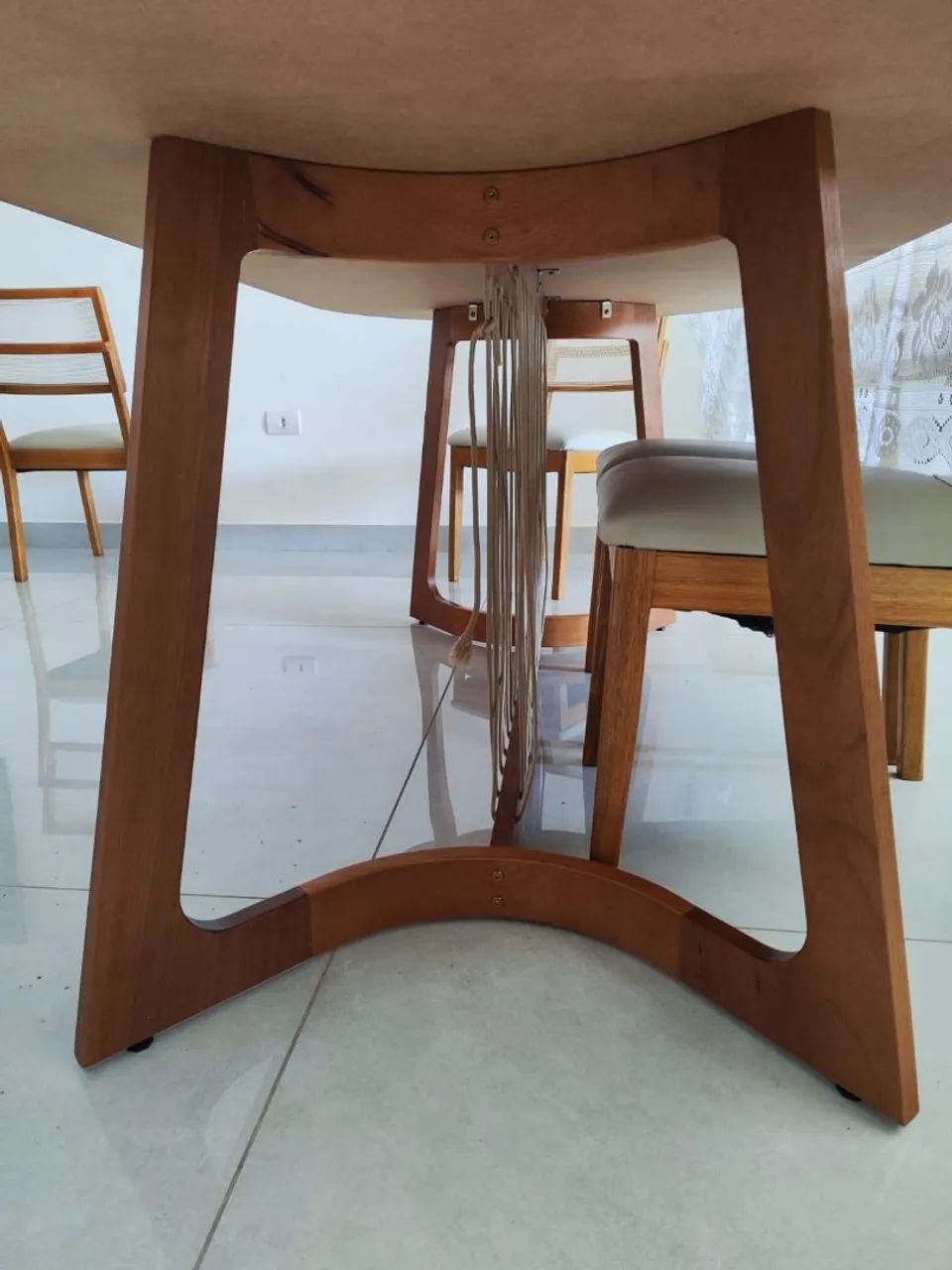 Mesa em Madeira + 6 Cadeiras em Madeira - Foto 4