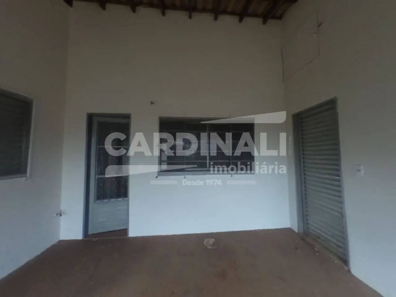 Casa com boa localização, próximo a escolas e supermercados. - Foto 2