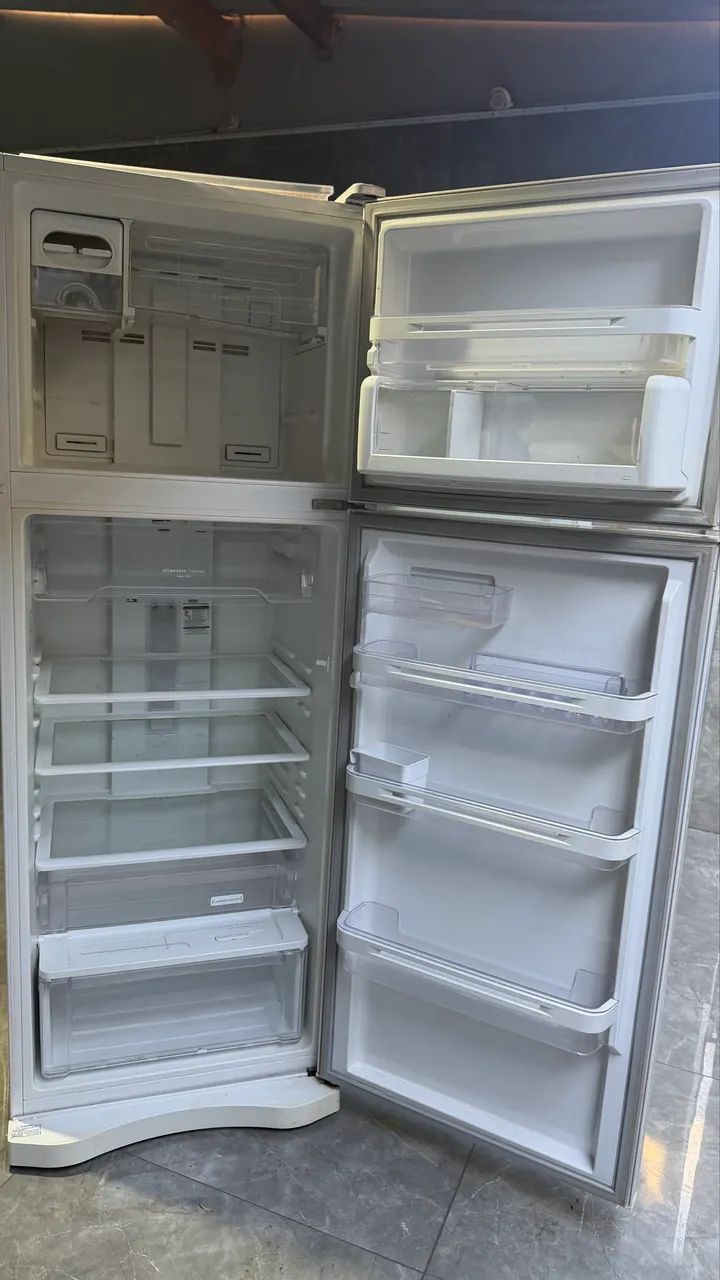 Geladeiras Eletrolux Duplex Fros Fre 220v - Foto 3