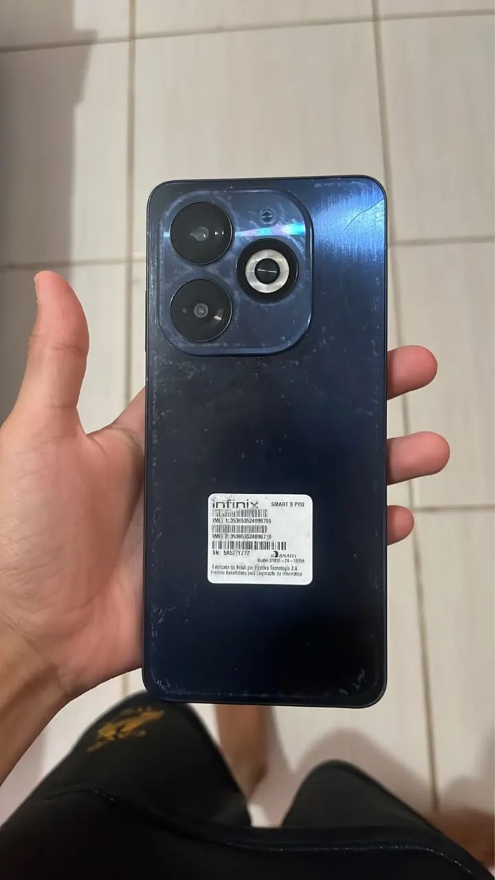 Vendo esse celular infinix