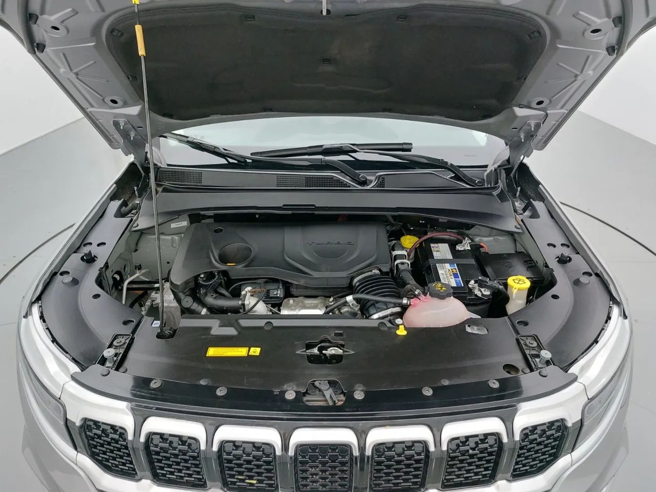 Jeep Compass LIMITED T270 1.3 TB 4x2 Flex Aut, foto 10 de 18