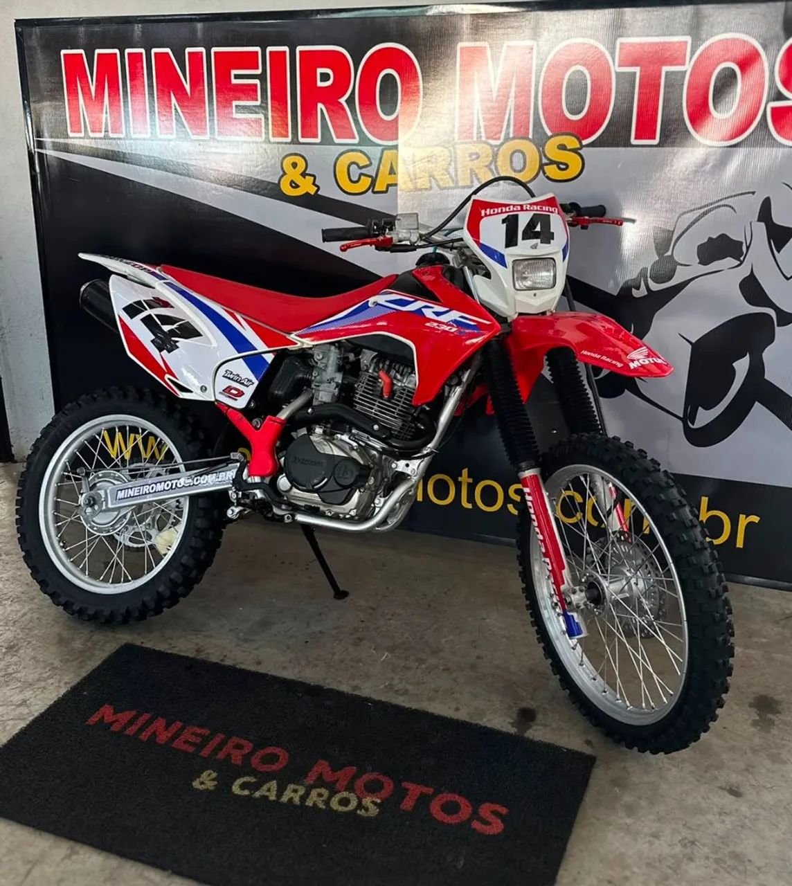 CRF 230 F - Foto 2