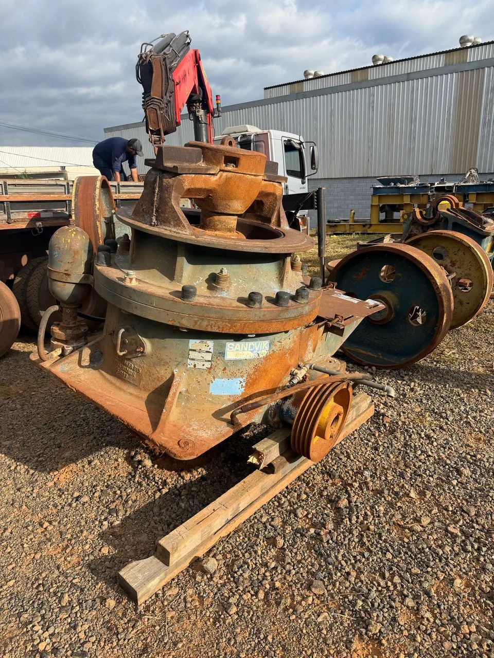 Britador sanvik H2000 