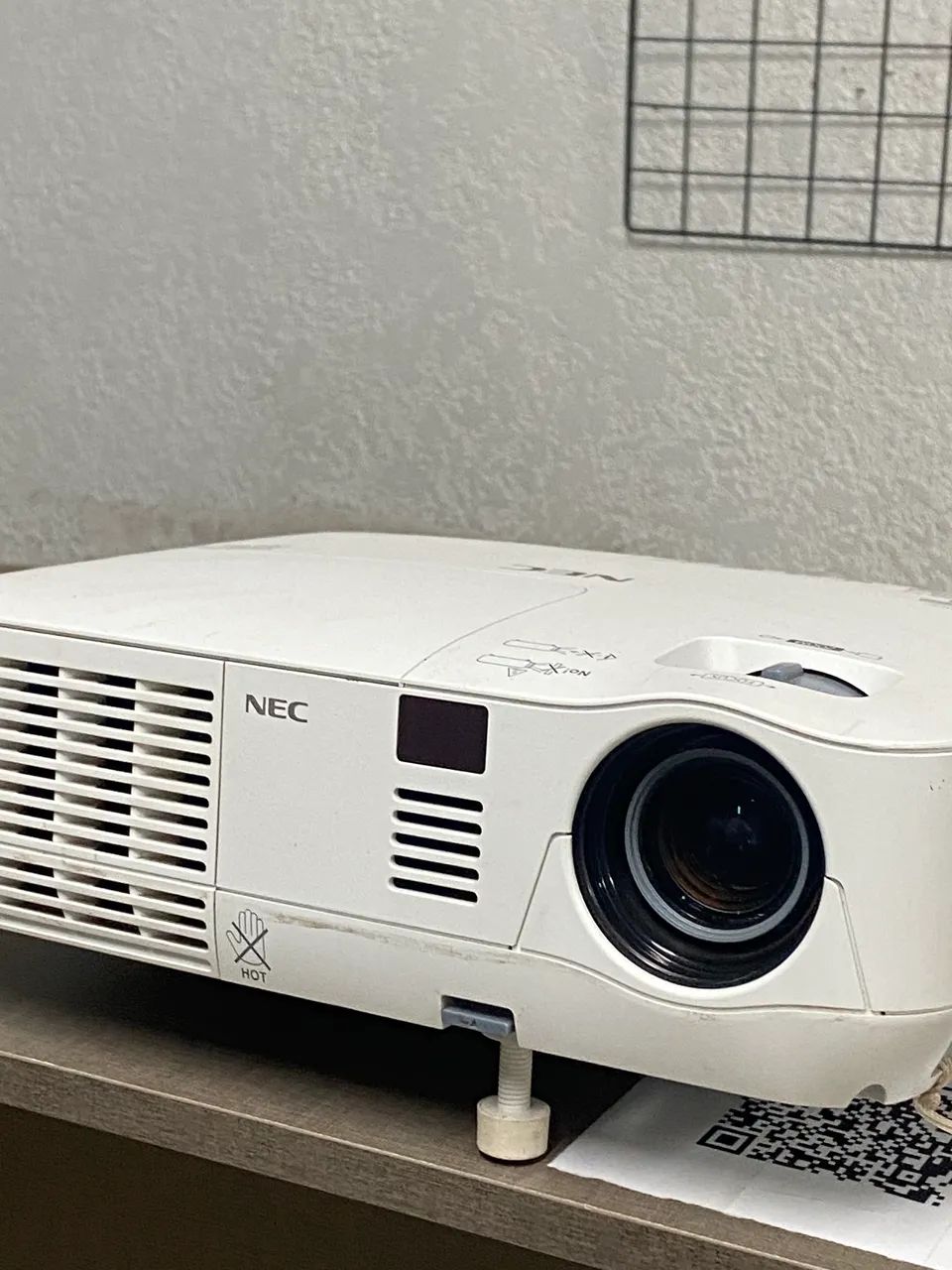 Projetor com conexão HDMI - NEC - TOP - Foto 3