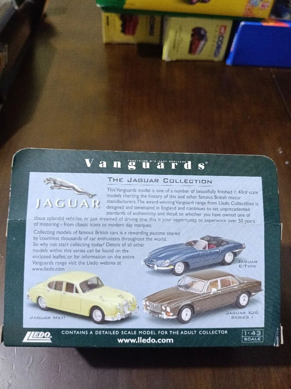 Miniatura Jaguar XJ6 racing(Lledo) 1:43 - Foto 4