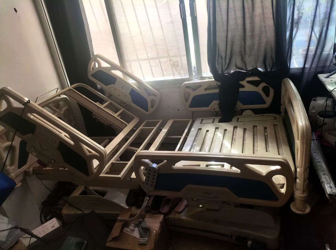 Cama hospitalar com espuma D20 e colchão inflável - Foto 2