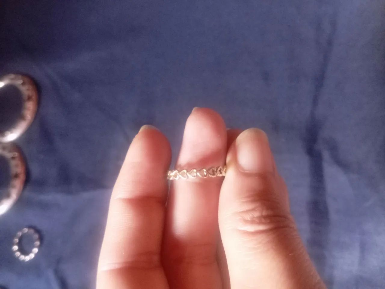 Vendo aliança de prata banhado a ouro  - Foto 2