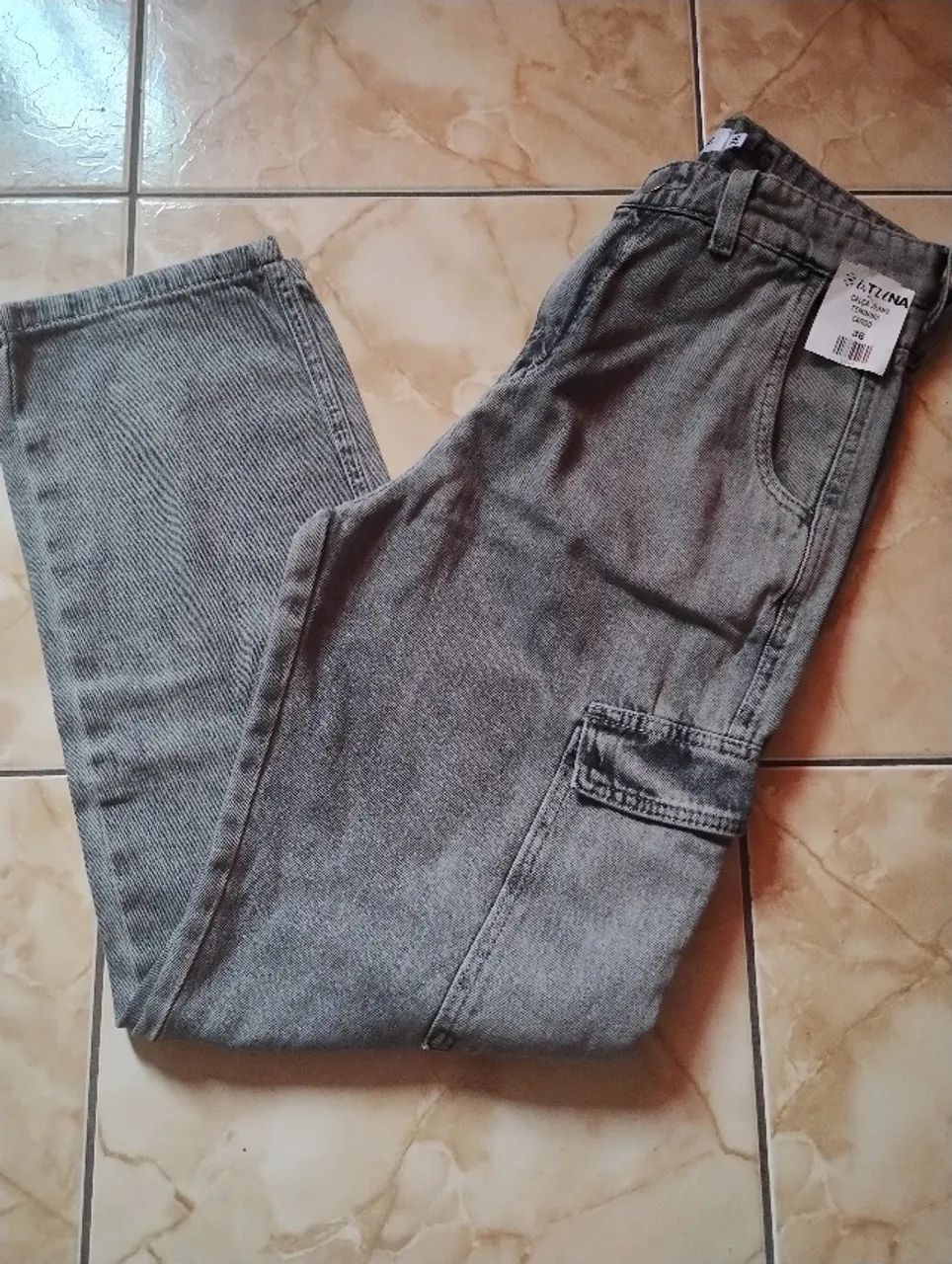 Calça Jeans Feminina Cargo NOVA  - Foto 3